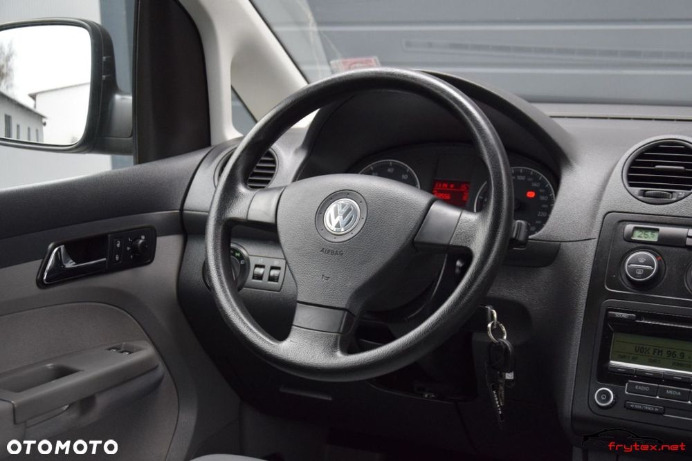 Volkswagen Caddy - 27