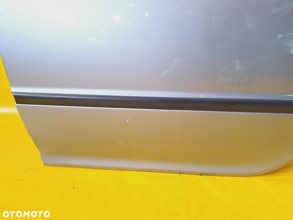 DRZWI LEWY TYŁ LEWE TYLNE BMW E46 KOMBI LAK: SILBERGRAU METALLIC A08/7 NR1884 - 3