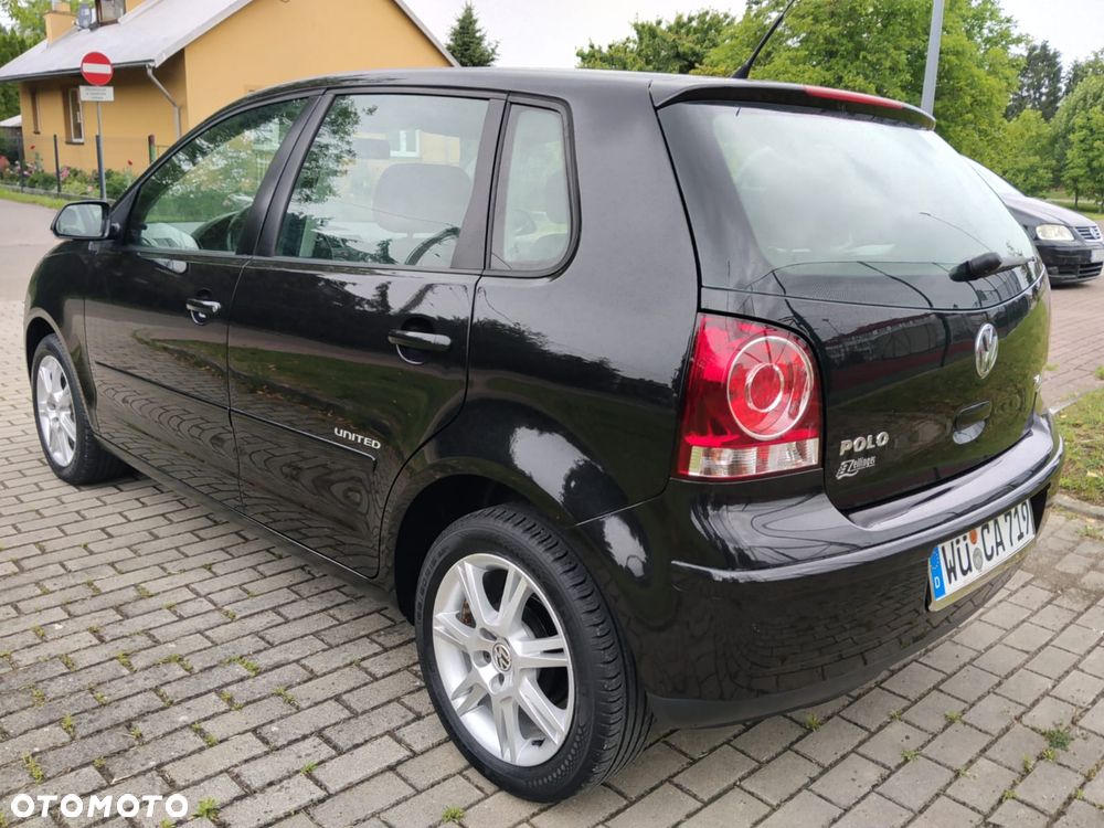 Volkswagen Polo 1.4 16V Trendline - 9