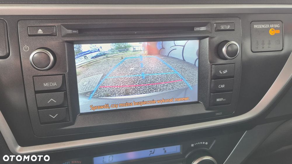 Toyota Auris Hybrid 135 Premium - 15