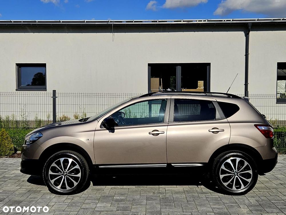 Nissan Qashqai 2.0 CVT 360 - 5