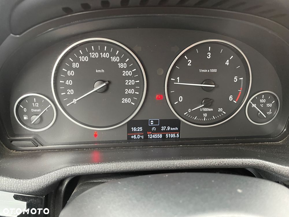 BMW X3 sDrive18d xLine - 23