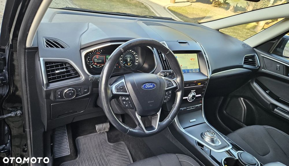 Ford S-Max 2.0 EcoBlue Titanium - 19