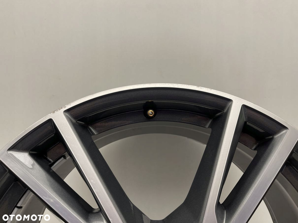 FELGA AUDI Q5 80A 8J 19 ET39 80A601025R - 2