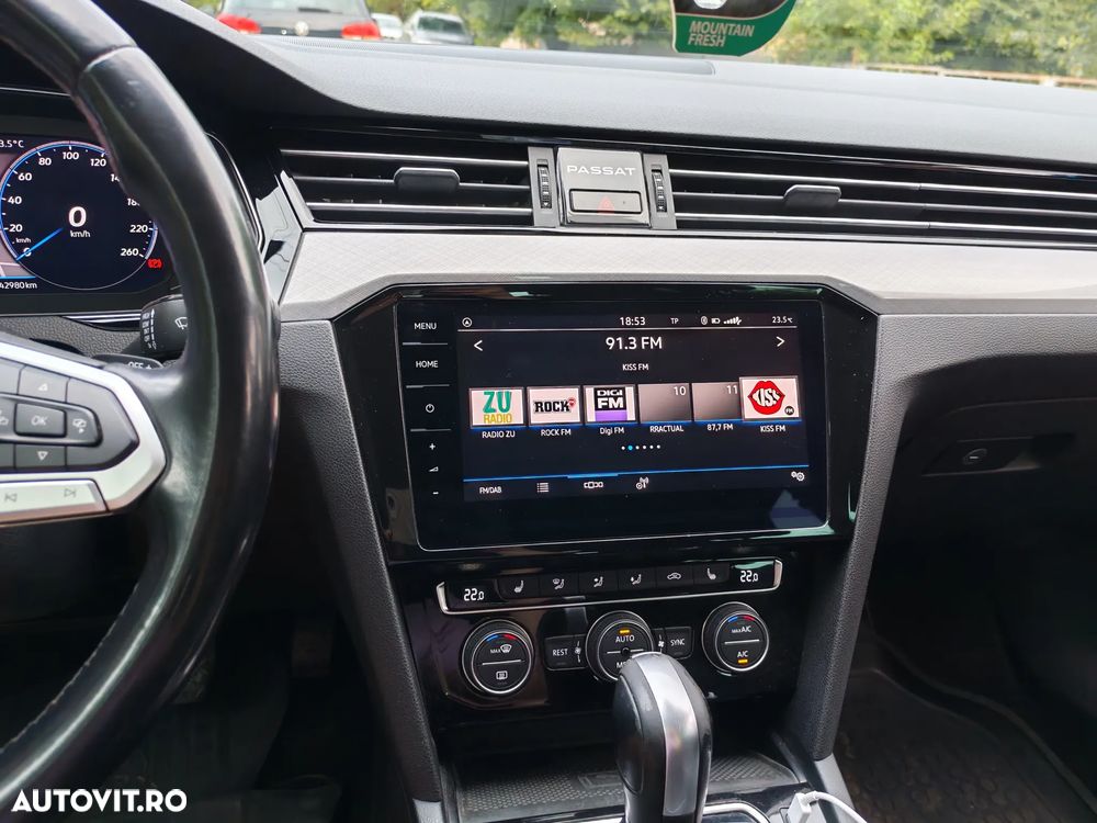 Volkswagen Passat 2.0 TDI DSG R Executive - 5