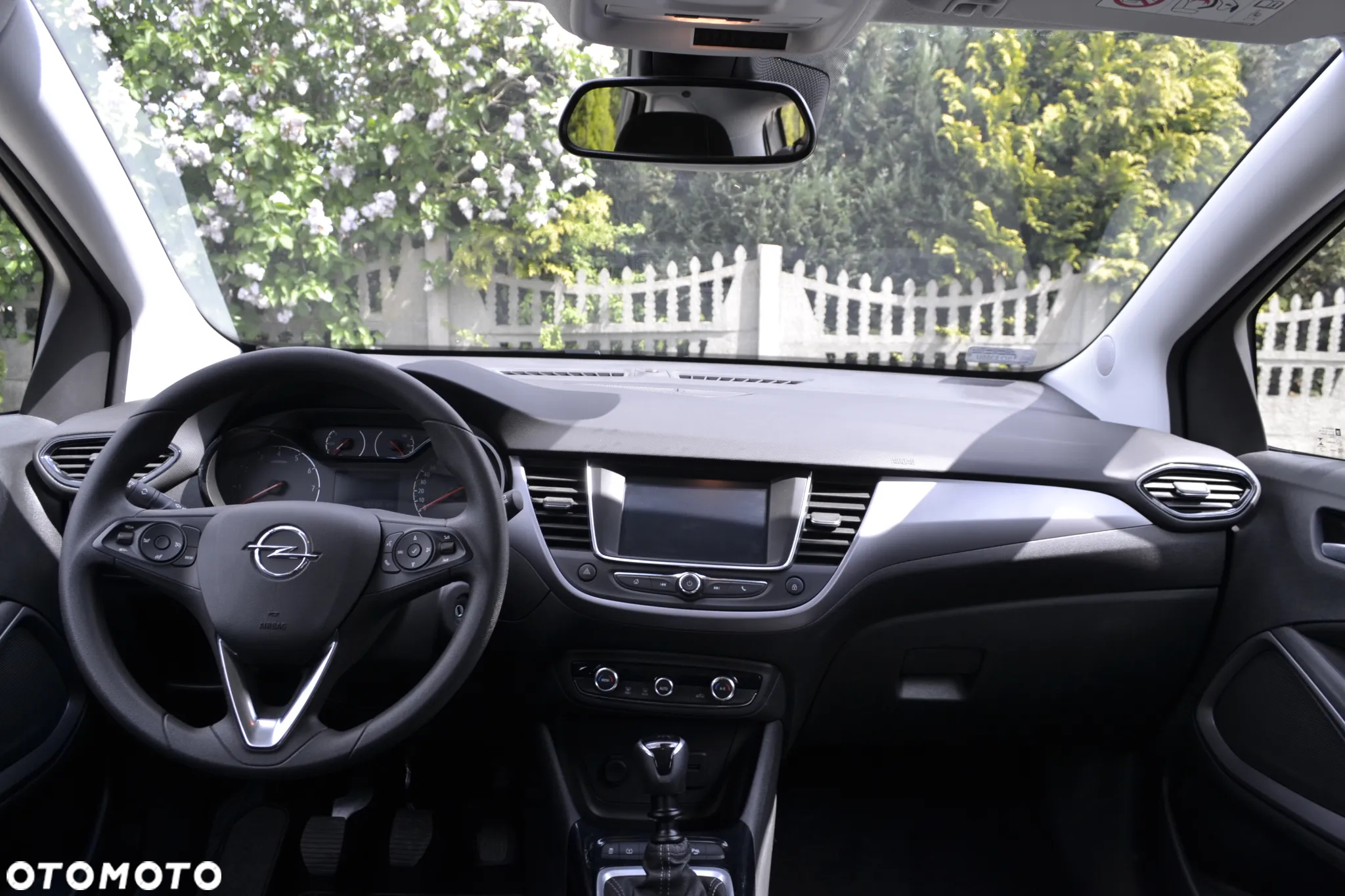 Opel Crossland X 1.2 T Eco Enjoy S&S - 38