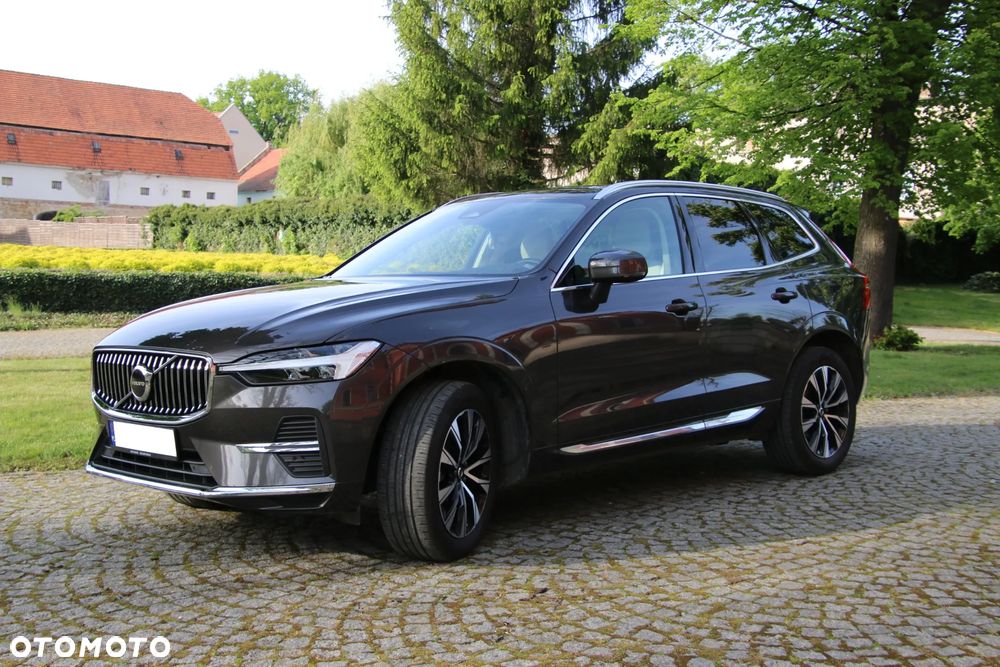 Volvo XC 60 B4 D Plus Bright - 4