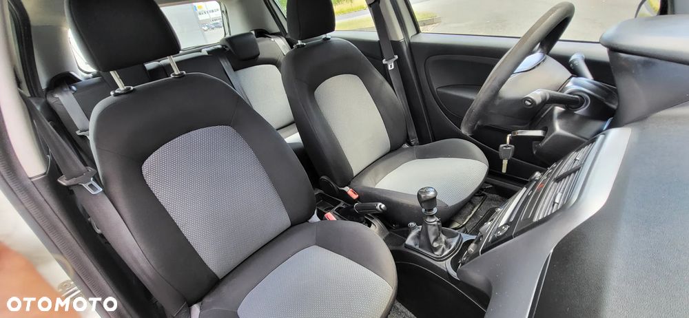 Fiat Grande Punto 1.2 8V - 18