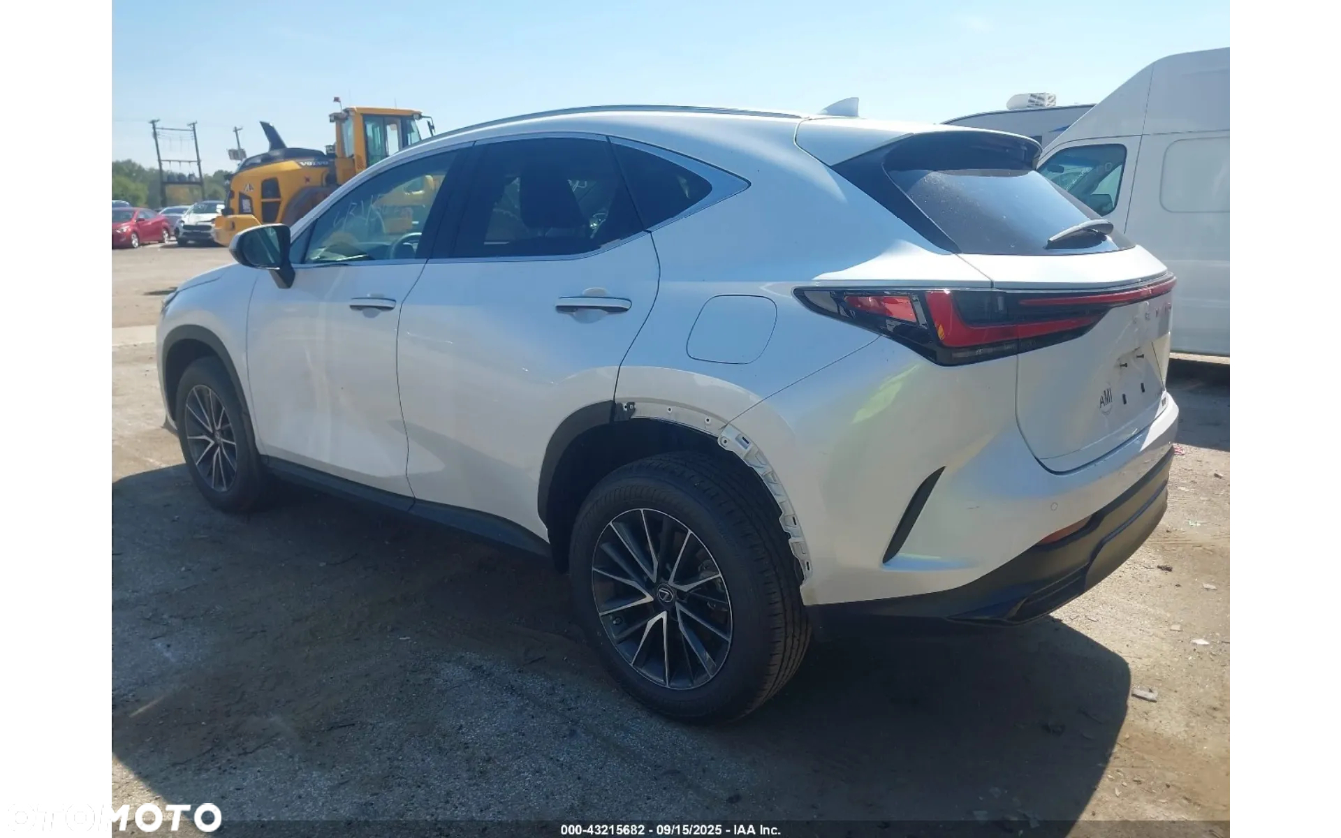 Lexus NX 350h Business AWD - 4