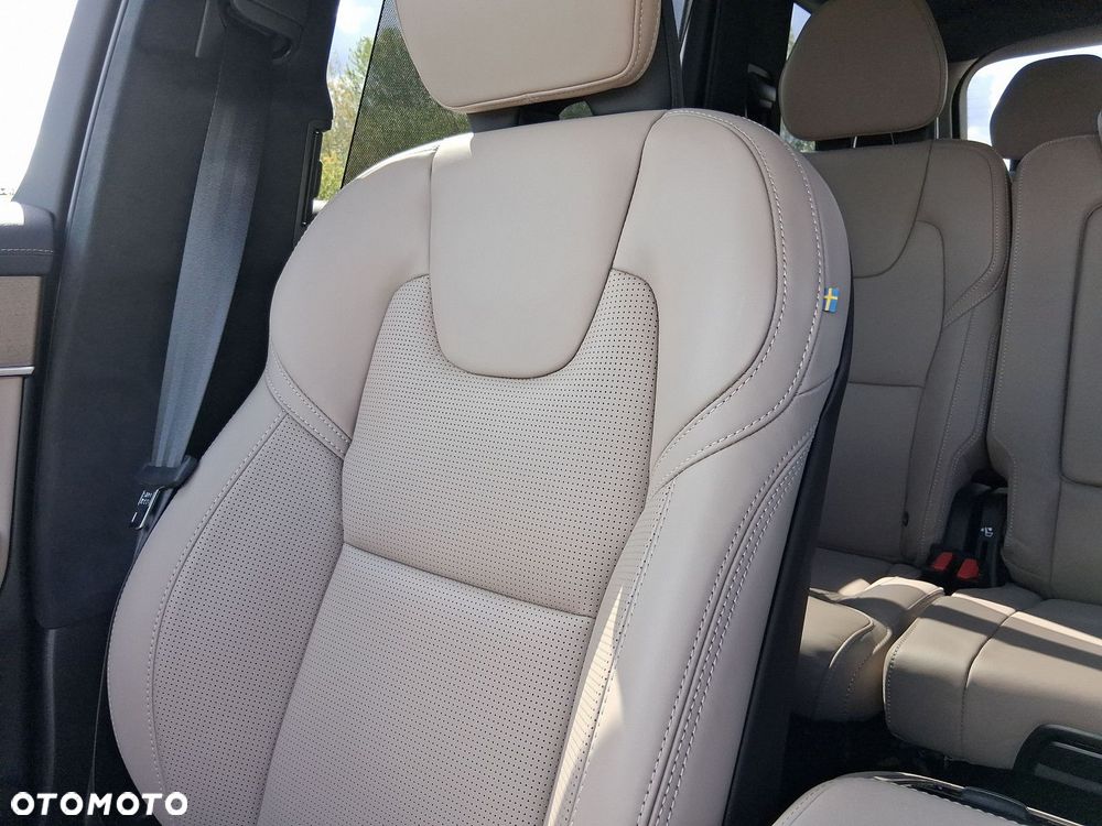Volvo XC 90 - 17