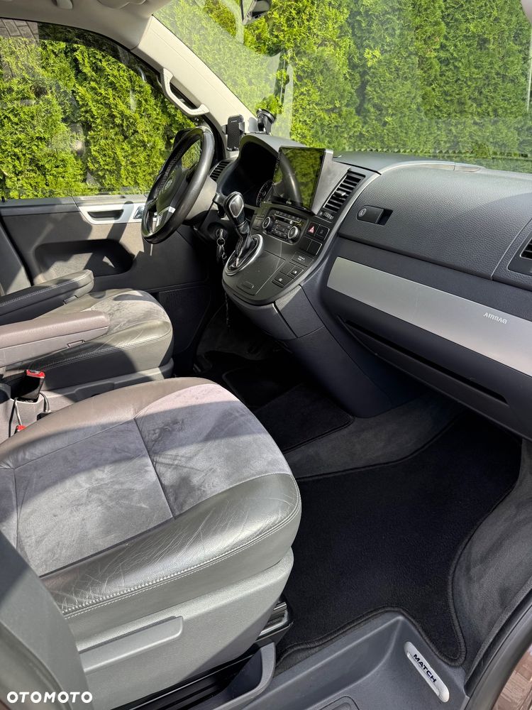 Volkswagen Multivan - 14