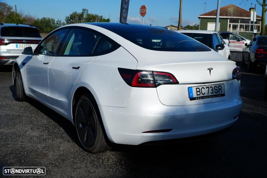 Tesla Model 3 Long Range Tração Traseira - 5