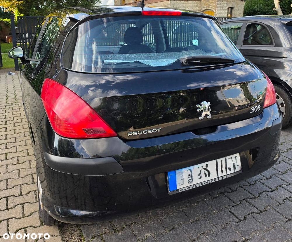 Peugeot 308 - 8