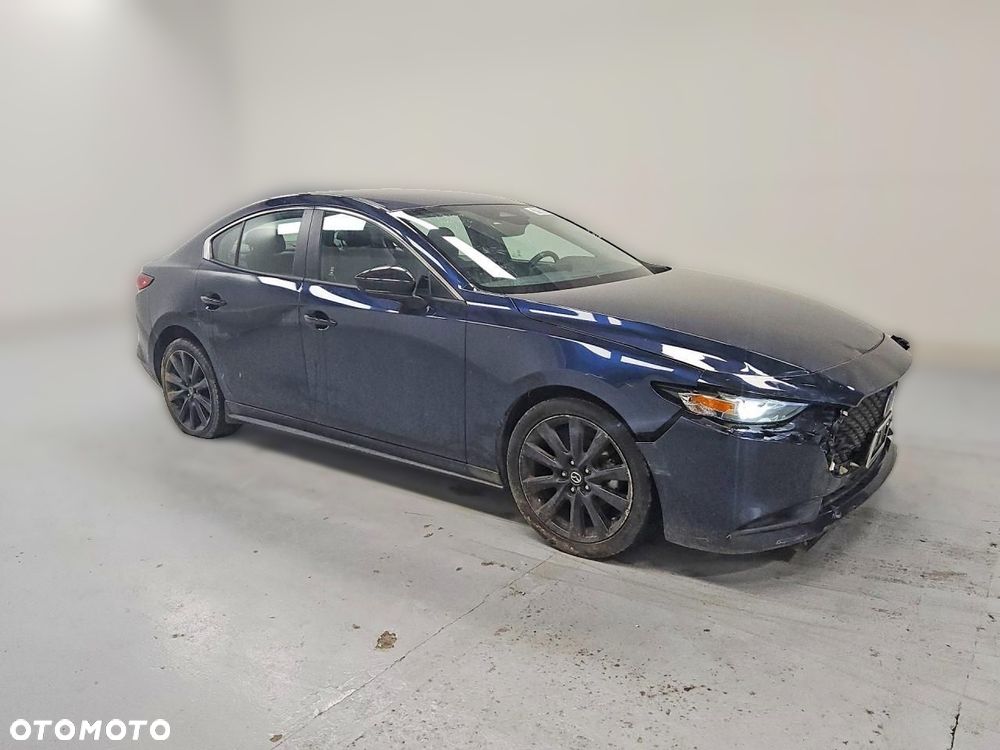 Mazda 3 - 4