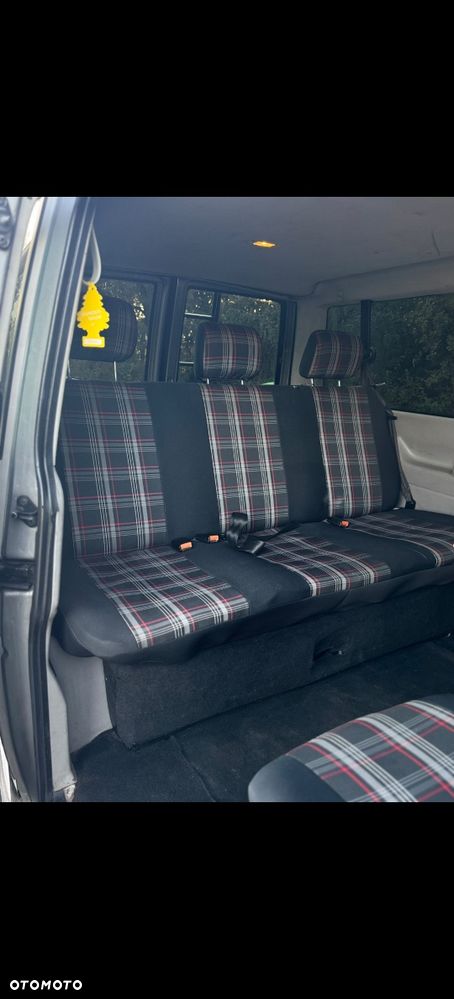 Volkswagen Multivan 1997 photo 4