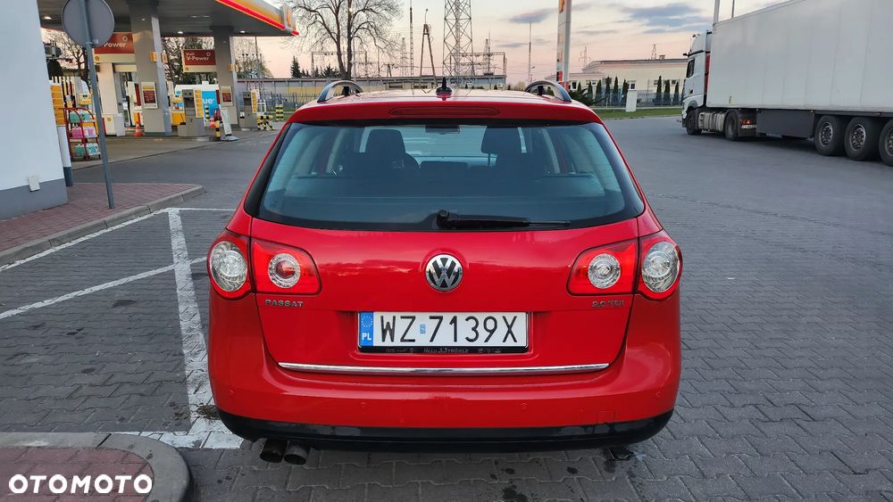 Volkswagen Passat 2.0 TDI DPF Trendline - 3