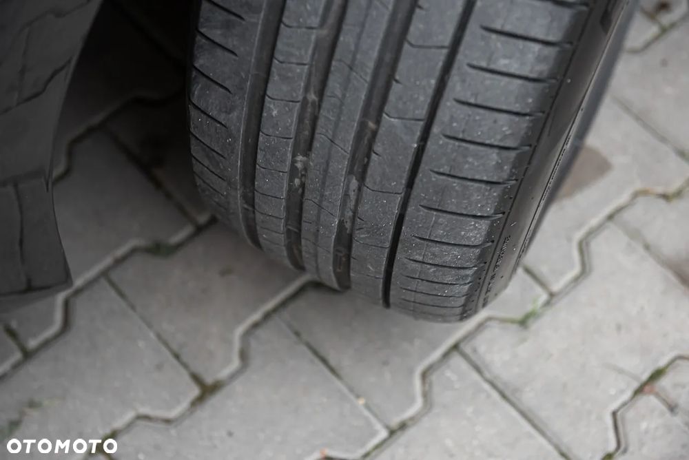 BMW 5GT 535i xDrive - 37