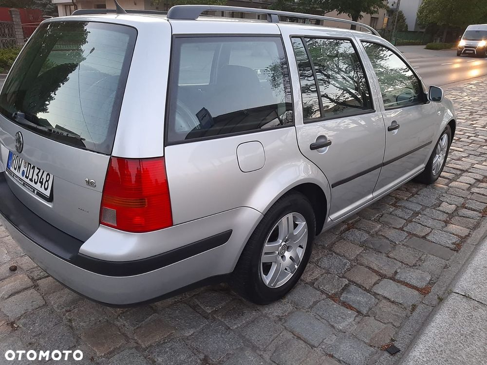 Volkswagen Golf - 3