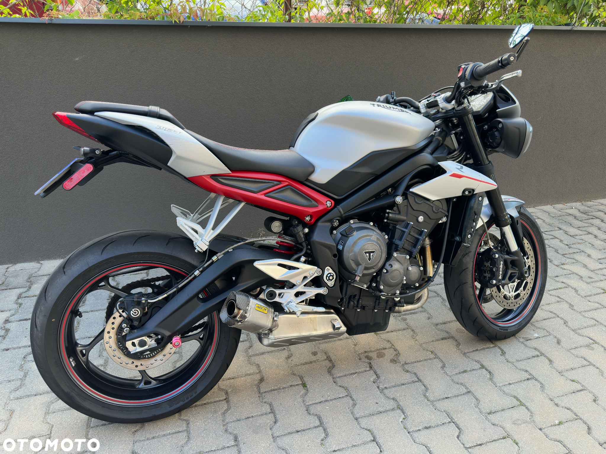 Triumph Street Triple - 3