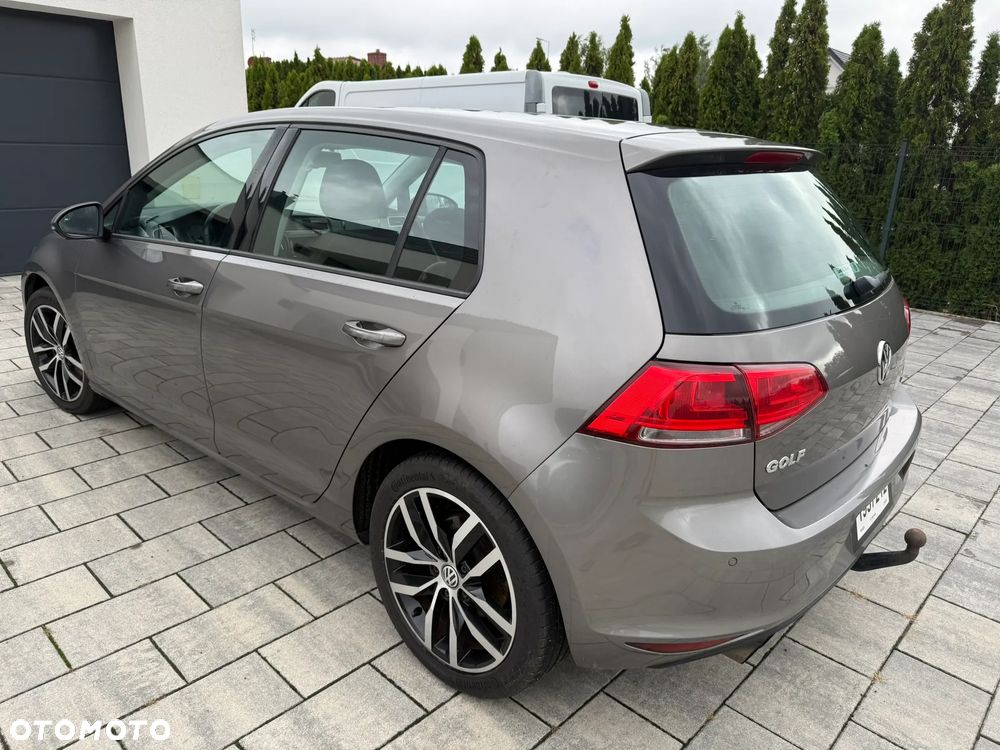 Volkswagen Golf 1.4 TSI BMT Highline - 3