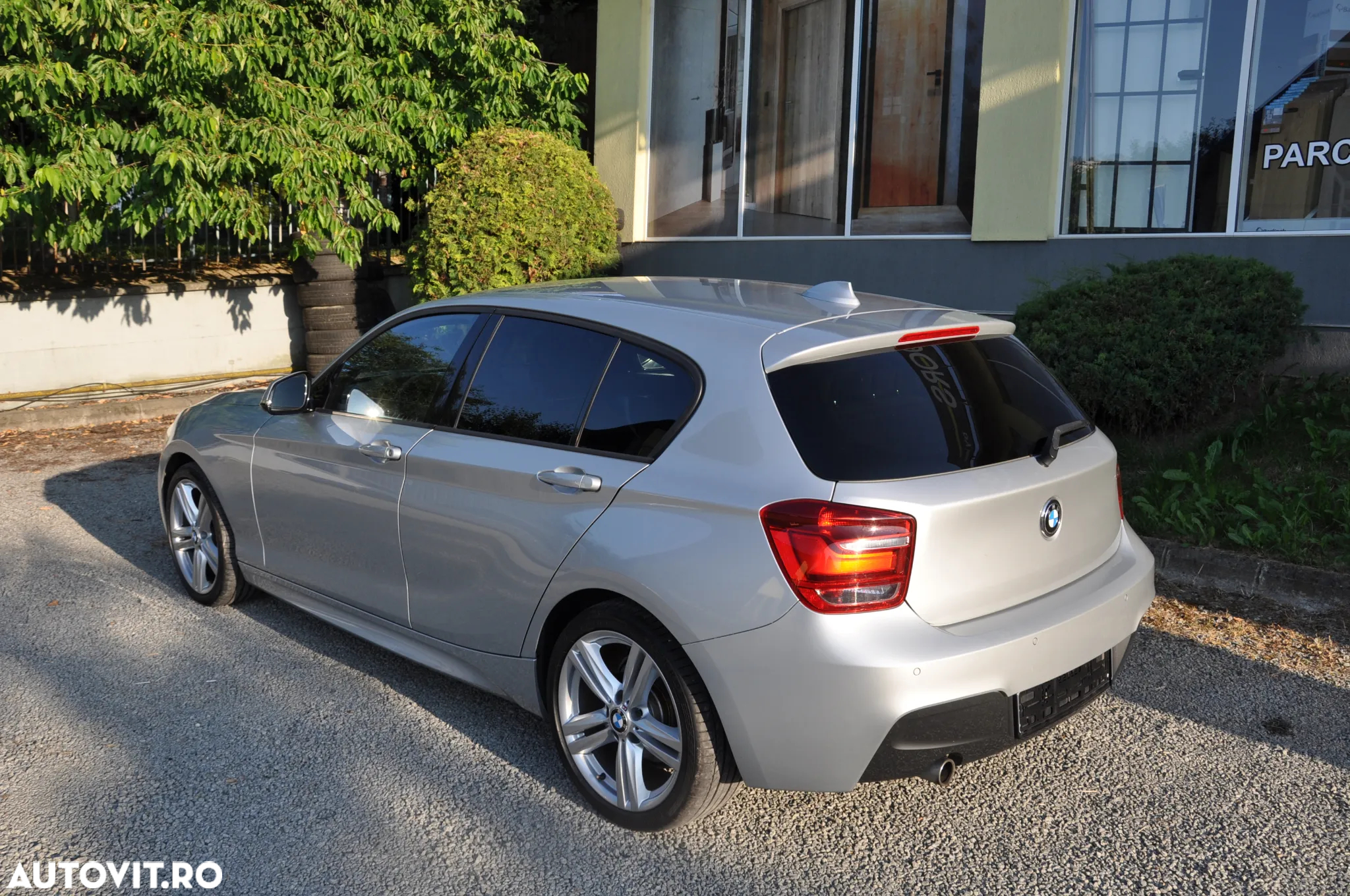 BMW Seria 1 118d xDrive - 5