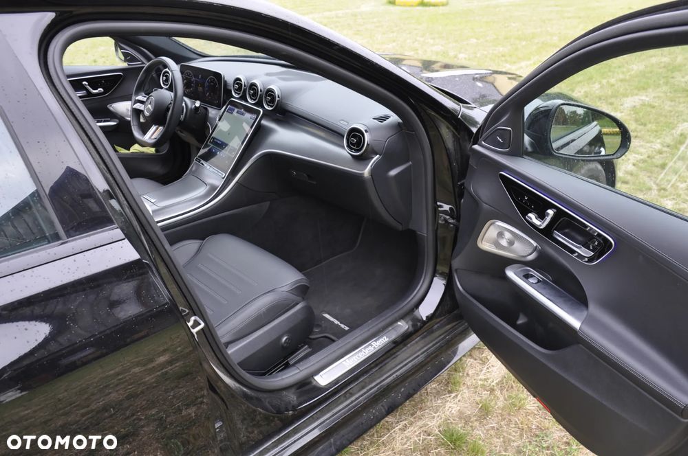 Mercedes-Benz Klasa C 300 mHEV AMG - 6