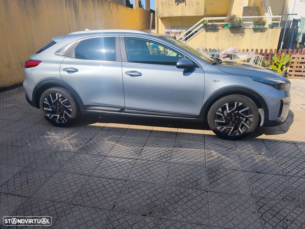 Kia Xceed 2023 photo 2