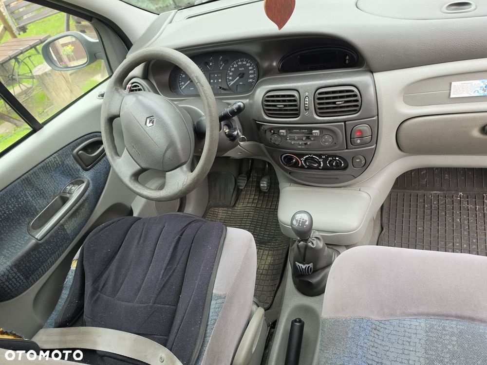 Renault Scenic - 9