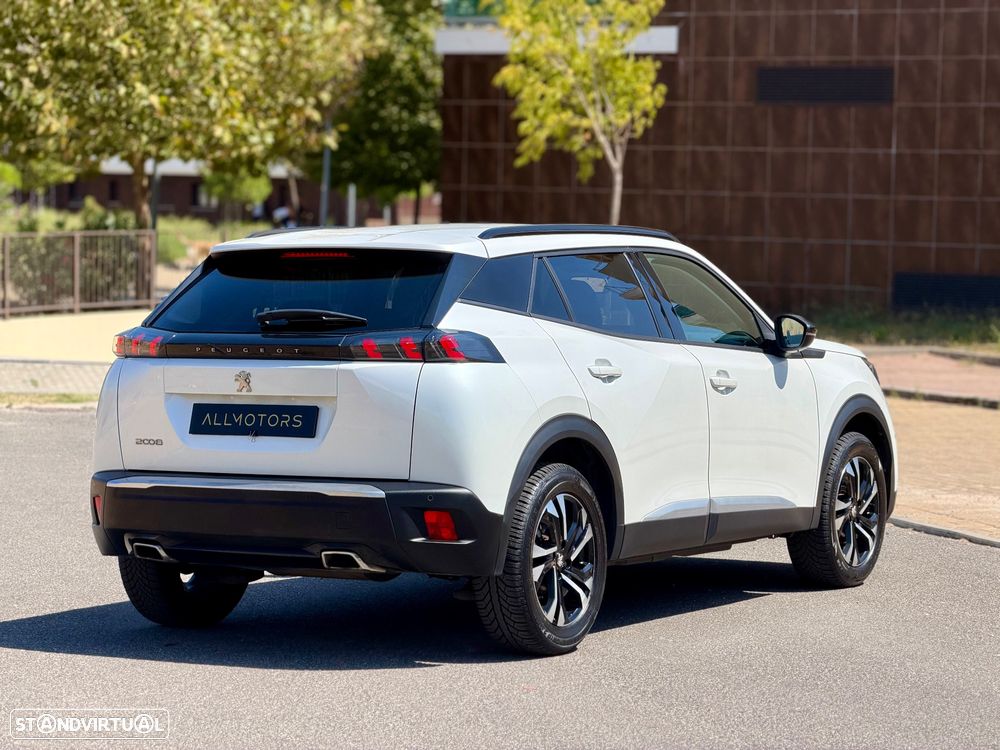 Peugeot 2008 PureTech 130 EAT8 Allure - 4