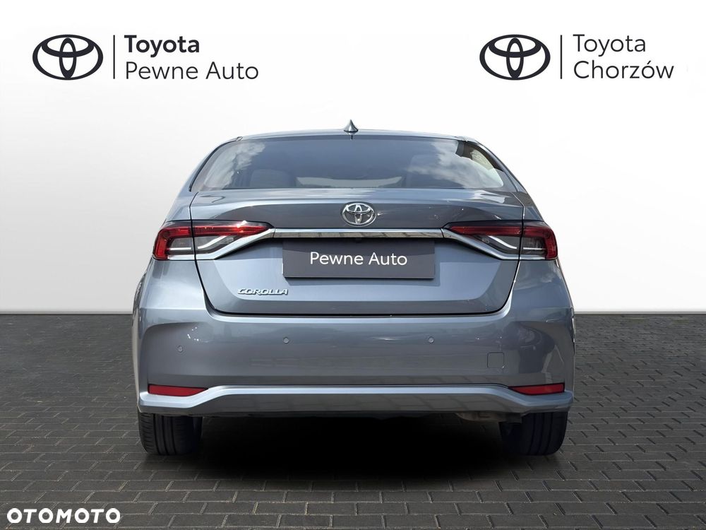 Toyota Corolla - 4