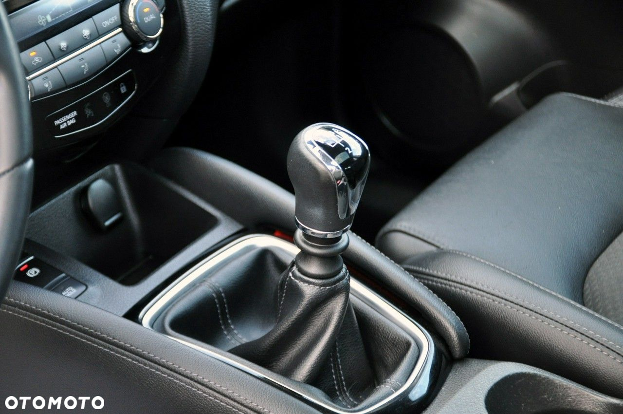 Nissan Qashqai - 35