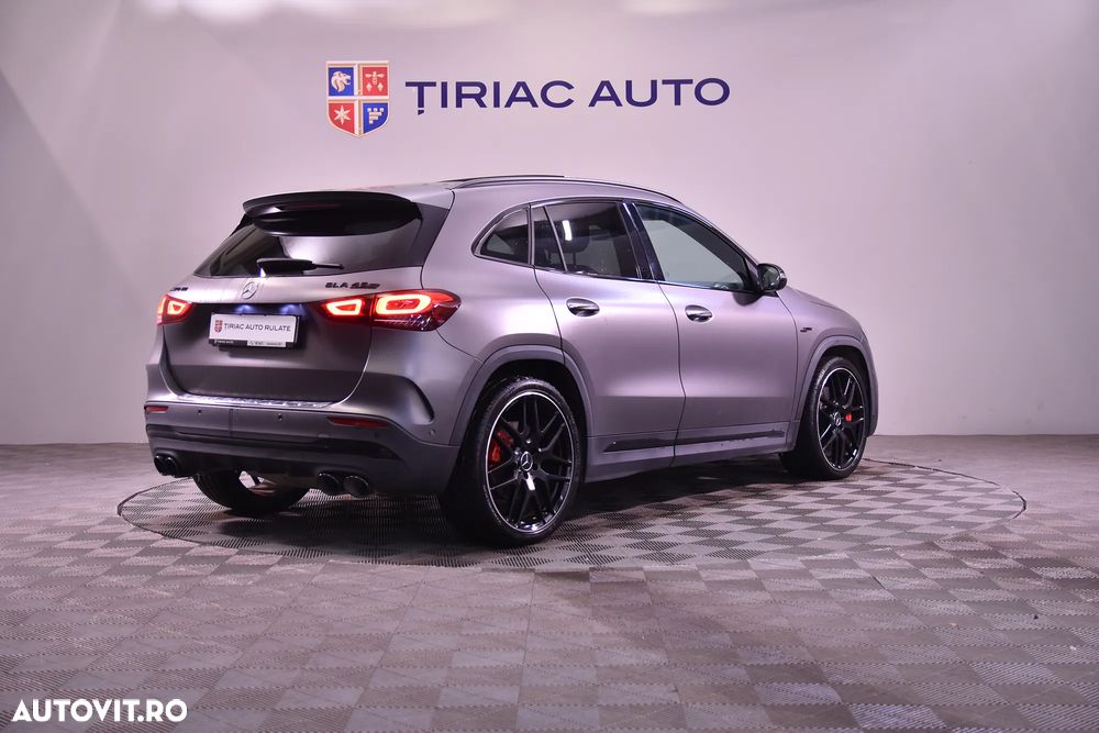 Mercedes-Benz GLA - 6