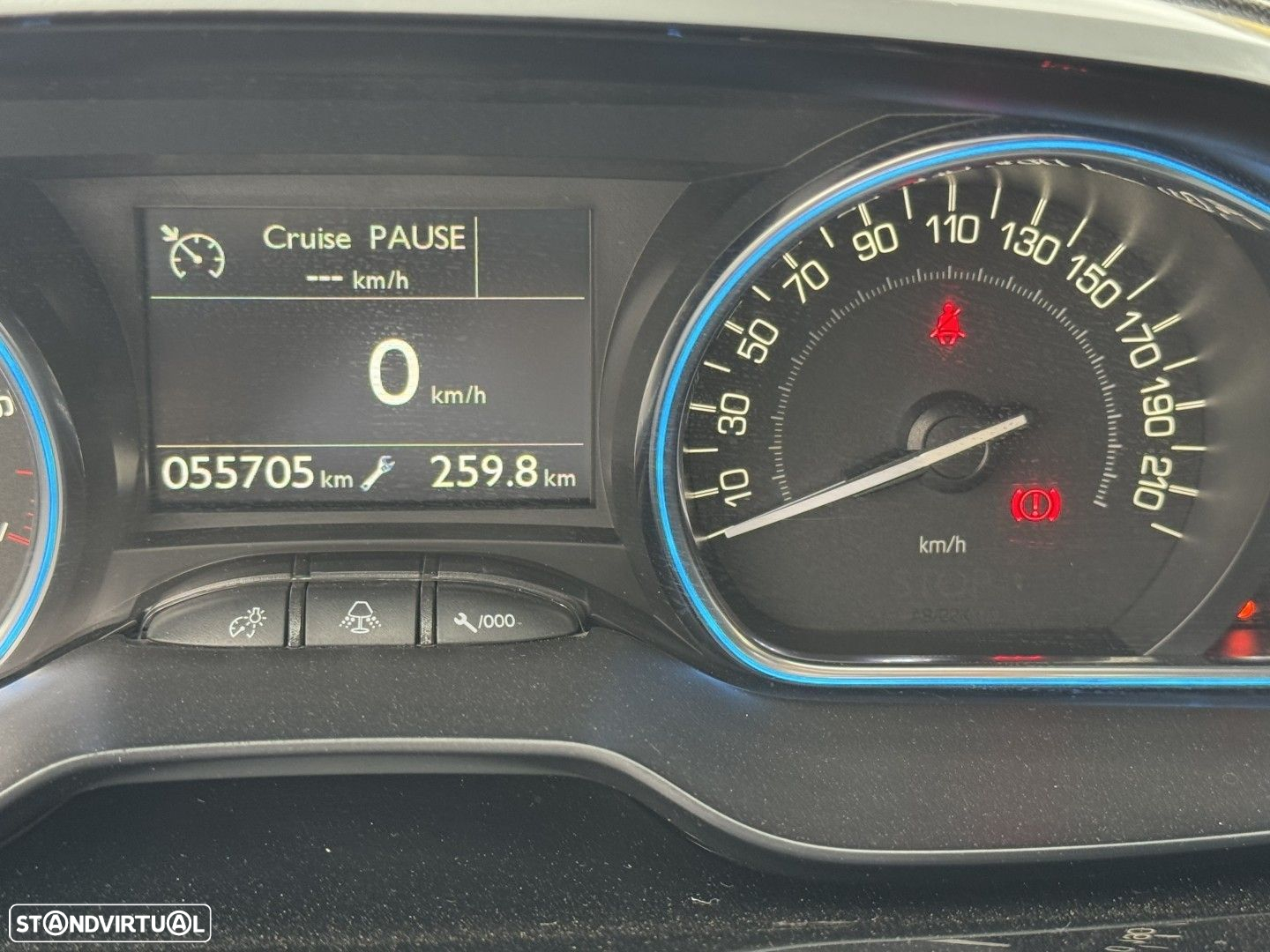 Peugeot 2008 1.2 PureTech Allure - 23