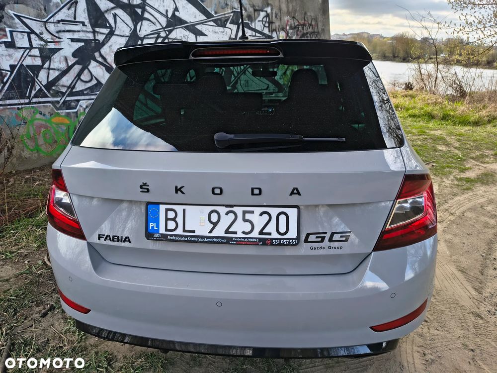 Skoda Fabia 1.0 TSI Monte Carlo - 4
