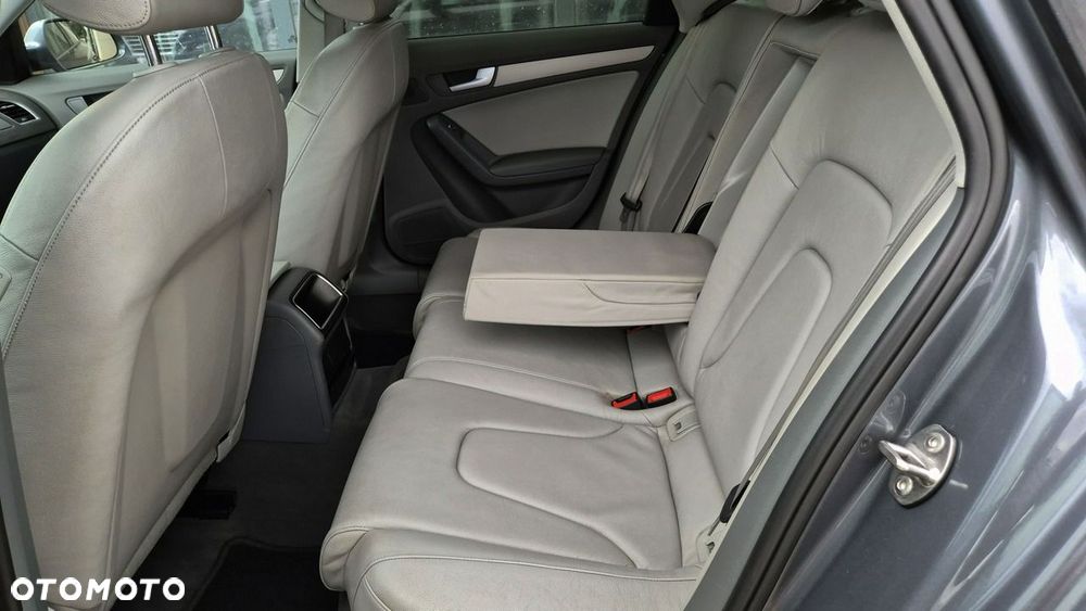 Audi A4 Avant 2.0 TDI S tronic design - 19