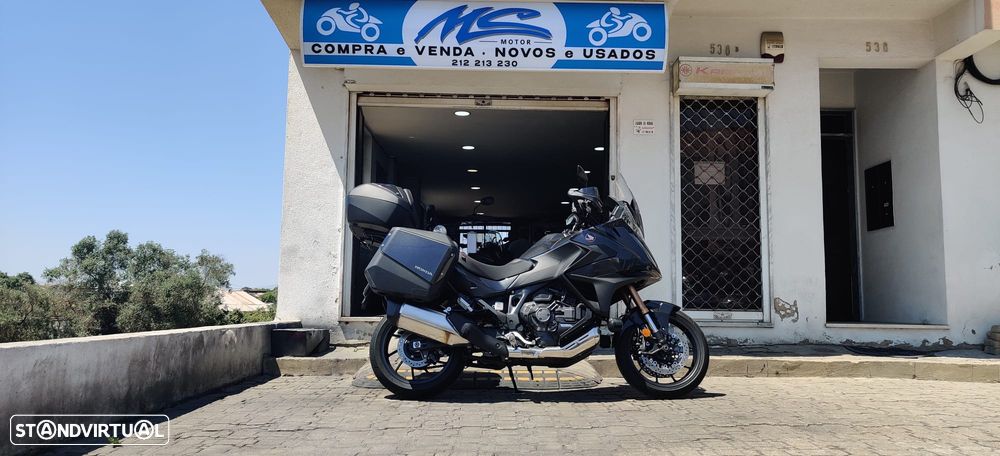 Honda NT 1100 DCT - 1