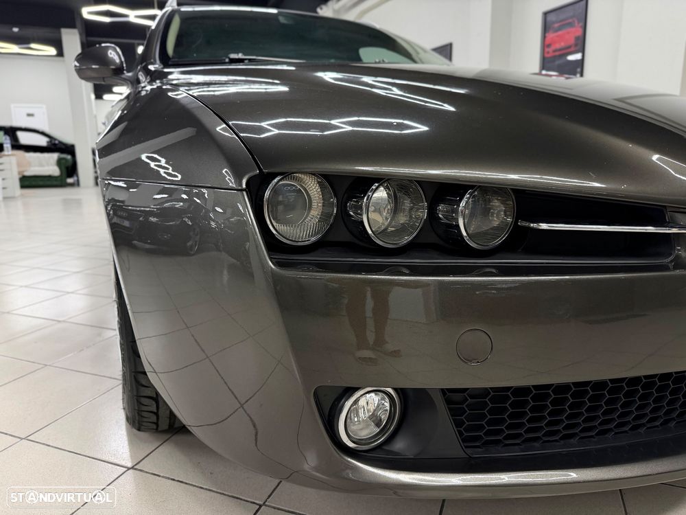 Alfa Romeo 159 Sportwagon 1.9 JTDM 16V DPF Impression - 3