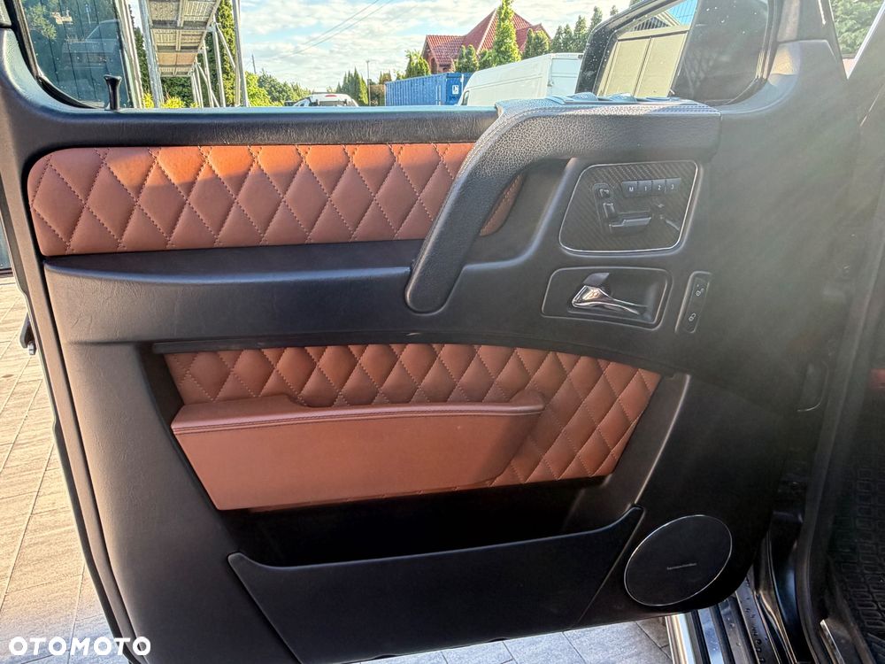 Mercedes-Benz Klasa G 63 AMG AMG SPEEDSHIFT 7G-TRONIC - 5