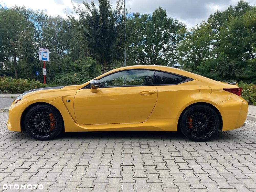 Lexus RC F Carbon - 2