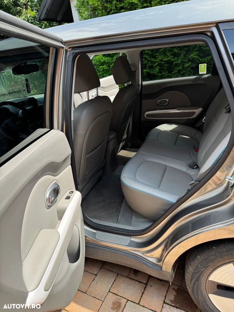 Kia Soul - 12