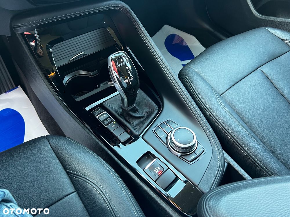 BMW X2 sDrive18i Advantage Plus - 21