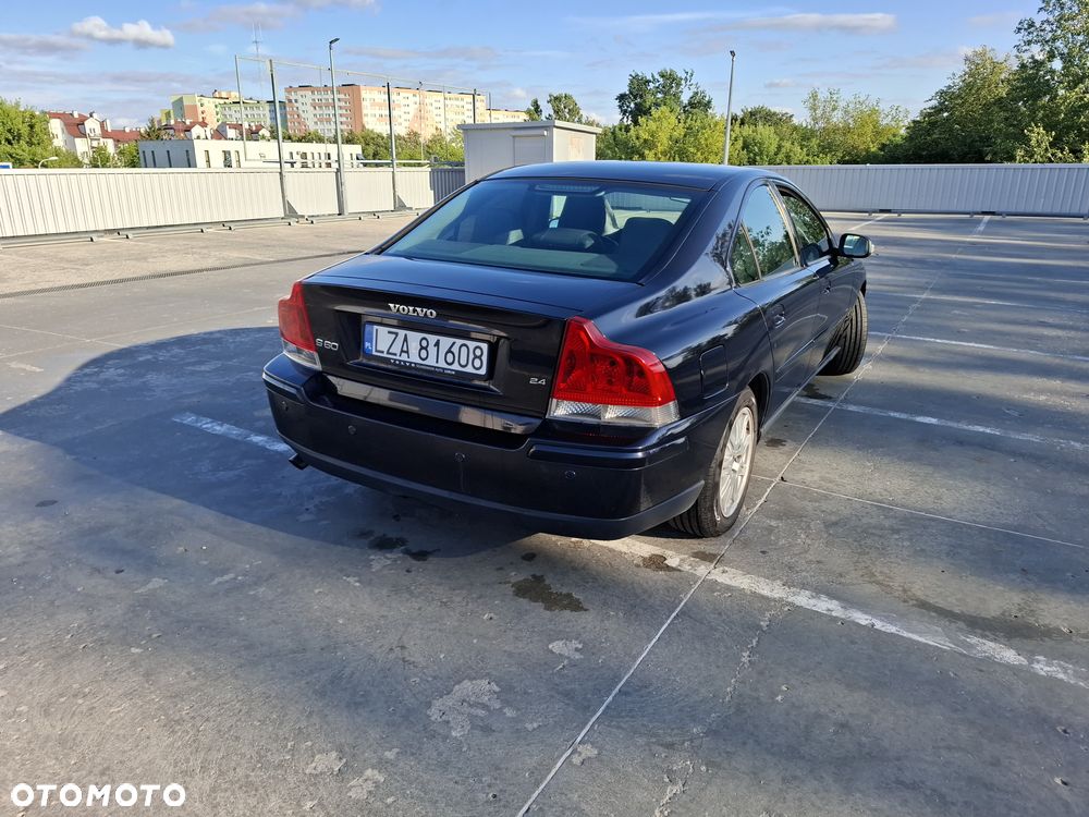 Volvo S60 2.4 Summum - 12