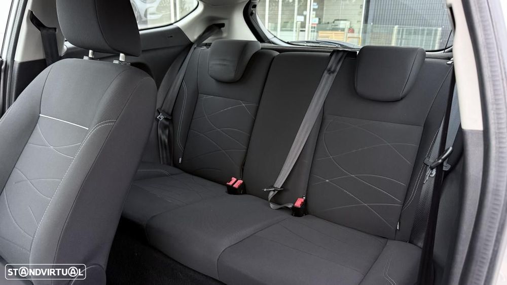 Ford Fiesta 1.5 TDCi Trend — fotografia 7