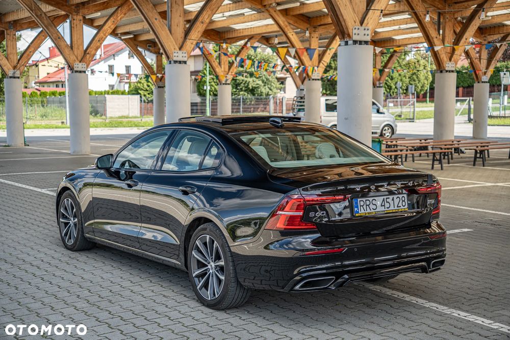 Volvo S60 T5 AWD Momentum Pro - 15