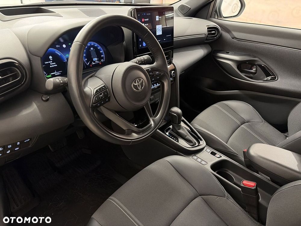 Toyota Yaris Cross Hybrid 1.5 Premiere Edition - 10