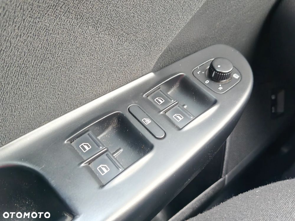 Volkswagen Passat Variant - 23