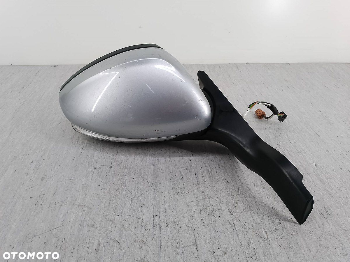 LUSTERKO PRAWE PEUGEOT 208 2326.73.078 EZR - 1