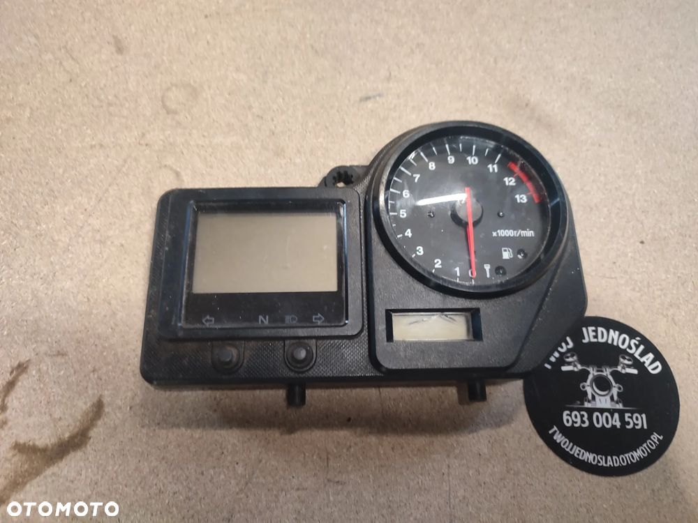 Licznik, zegar Honda CBR 929 - 1