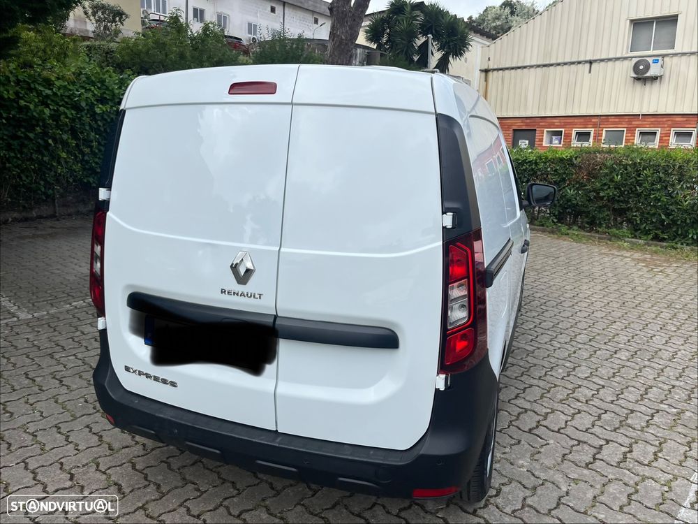 Renault Express - 11