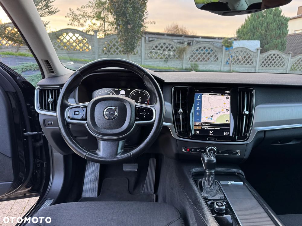 Volvo S90 - 27